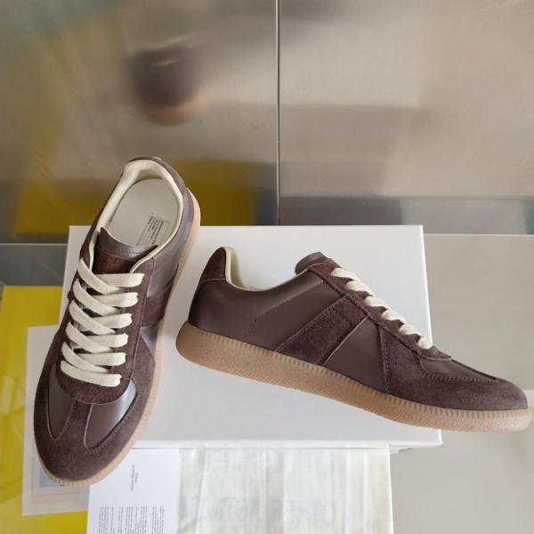 Maison Margiela Replica Low Top Casual Shoes Brown