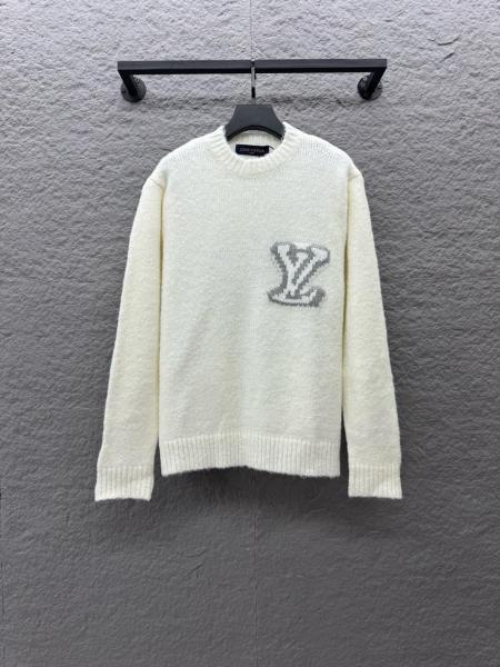 LOUIS VUITTON Sweaters White