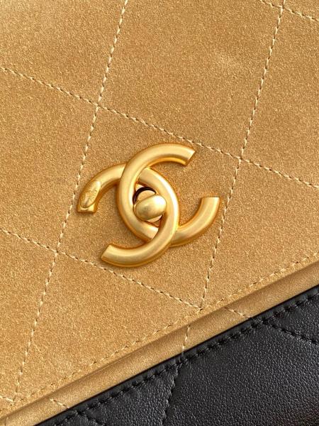 CHANEL Calfskin Suede Dual Blend One Shoulder Handbag Large Women's Beige & Black AS5637-B20827-U1536 size 29*8*18 cm