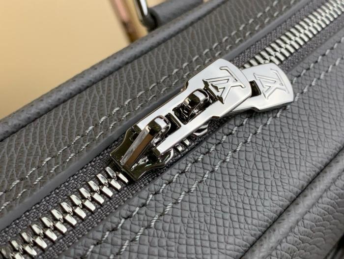 Louis Vuitton Porte-Documents Voyage PM M11659 size 36.5*6*27.5 cm