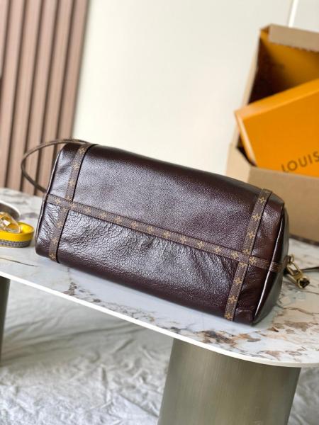 LOUIS VUITTON Express brand logo cowhide coated canvas trim waxed leather underarm bag shoulder crossbody handbag medium women's dark brown M26359 size 36*18.5*24 cm