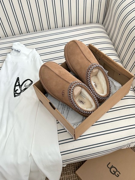UGG Tasman Slipper Chestnut