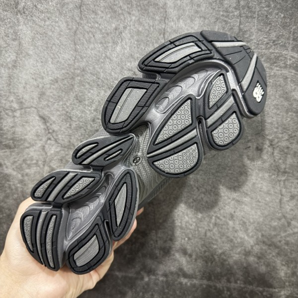 New Balance Abzorb 2000 Dark Grey