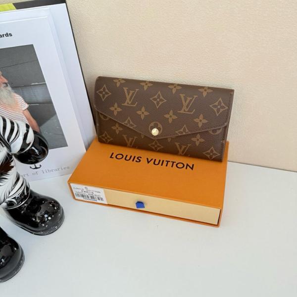 LOUIS VUITTON Sarah Wallet Monogram Rose Ballerine M62235 size 19*2.5*10.5 cm
