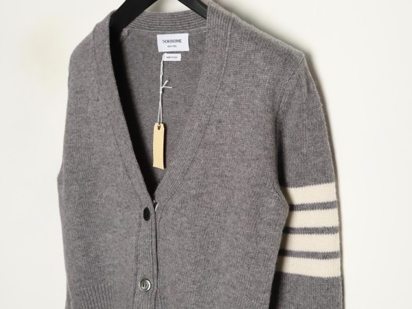 Clothes THOM BROWNE 20251017