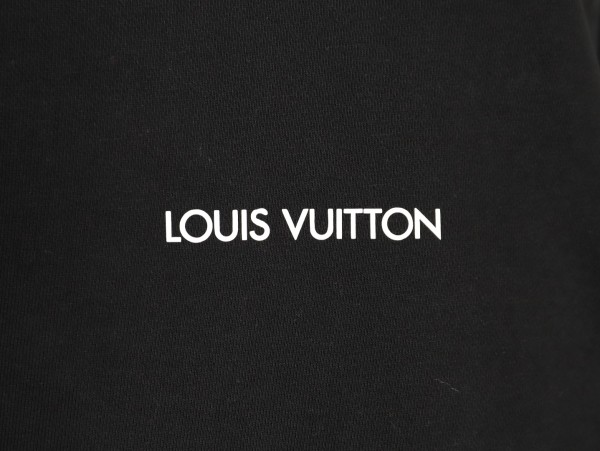 Clothes Louis Vuitton 20251017