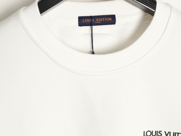 Clothes Louis Vuitton 20251017