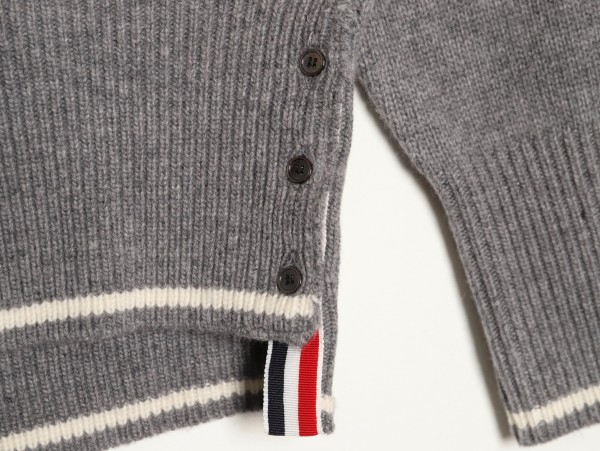 Clothes THOM BROWNE 20251017