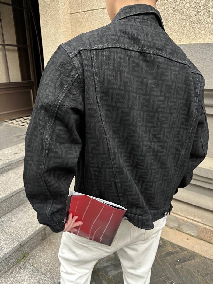 Clothes Fendi 20251017