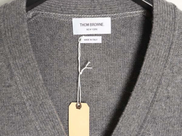 Clothes THOM BROWNE 20251017