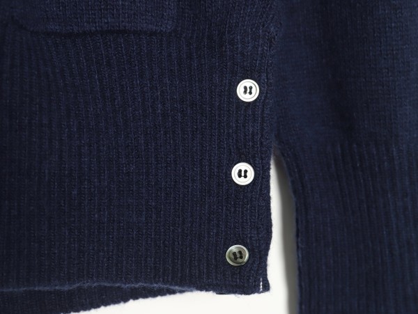 Clothes  THOM BROWNE TB 20251020