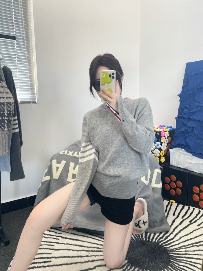 Clothes THOM BROWNE TB 20251020