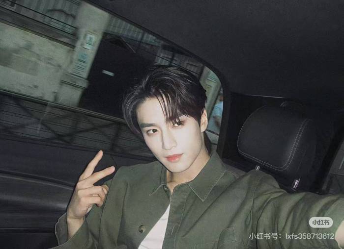 Clothes  yves saint laurent 20251020