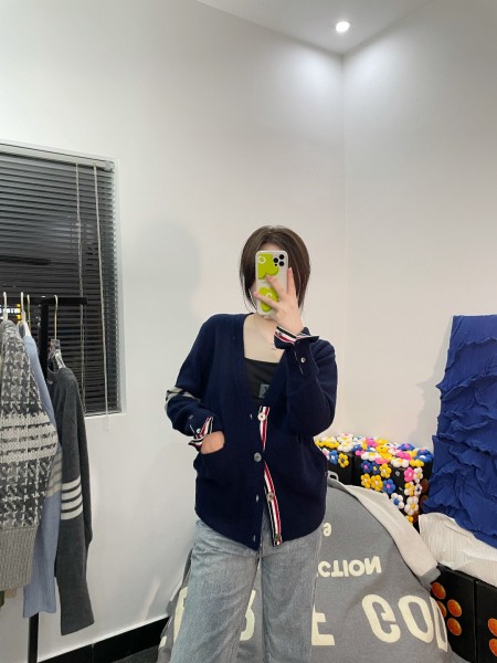 Clothes  THOM BROWNE TB 20251020