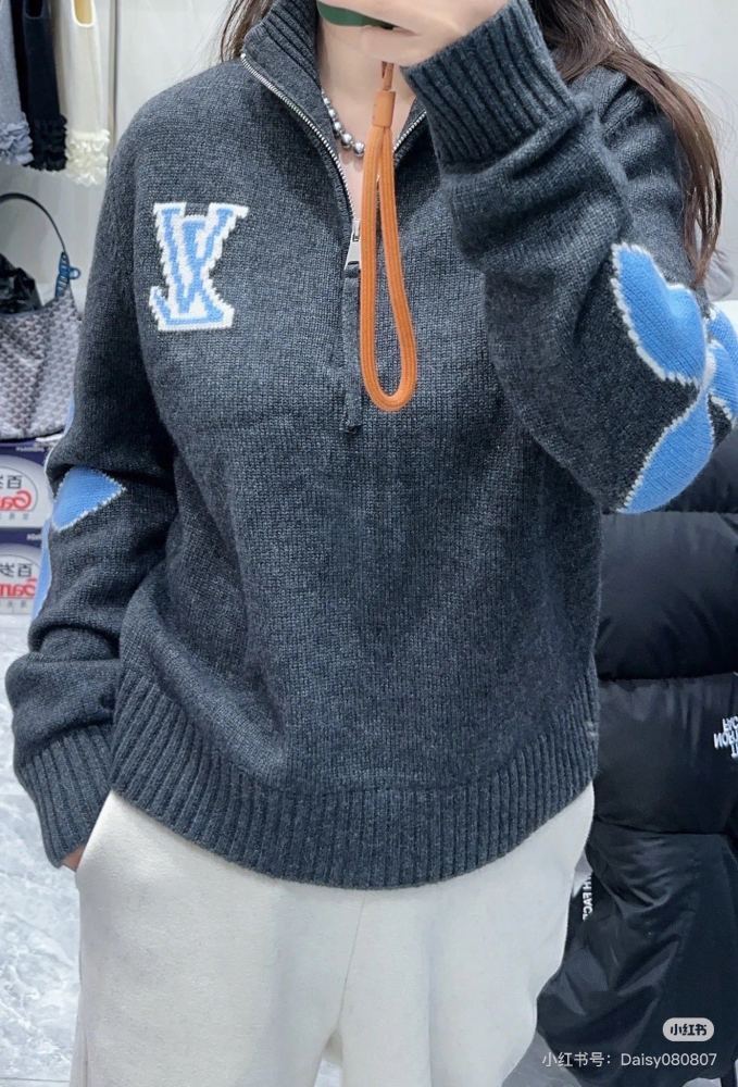 Clothes Louis Vuitton  20251020