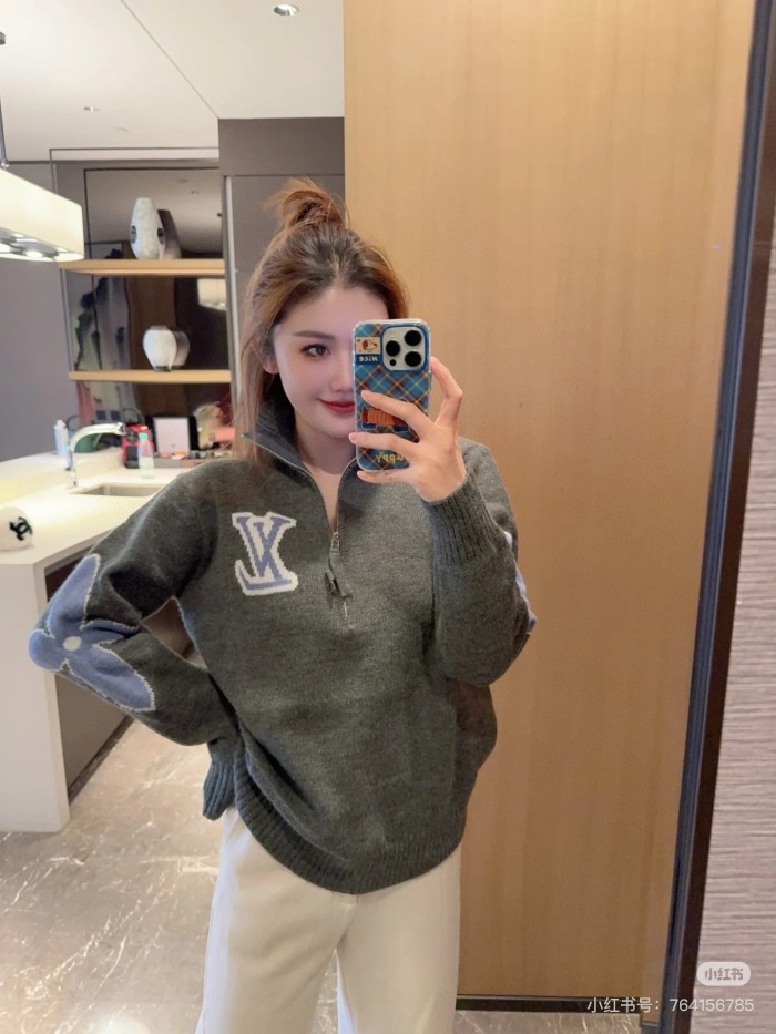 Clothes Louis Vuitton  20251020