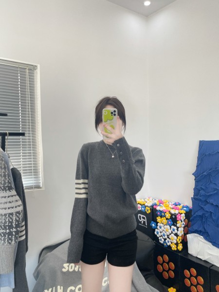 Clothes THOM BROWNE 20251020