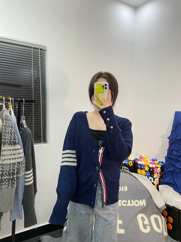 Clothes  THOM BROWNE TB 20251020