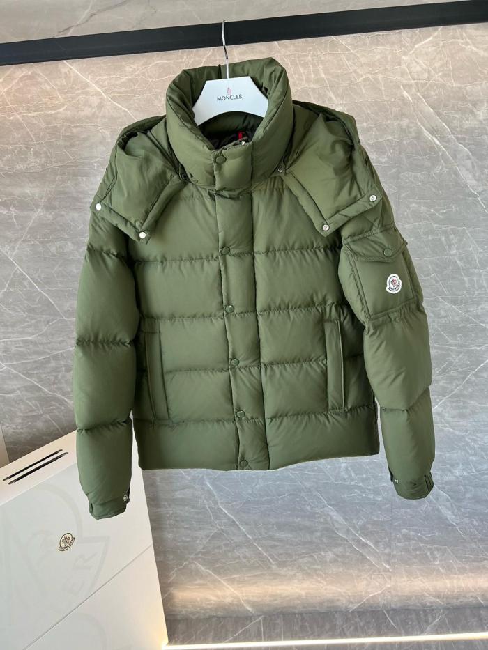 Moncler Vezere Logo Patch Puffer Jacket