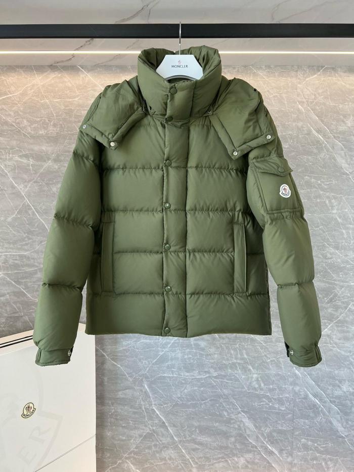 Moncler Vezere Logo Patch Puffer Jacket