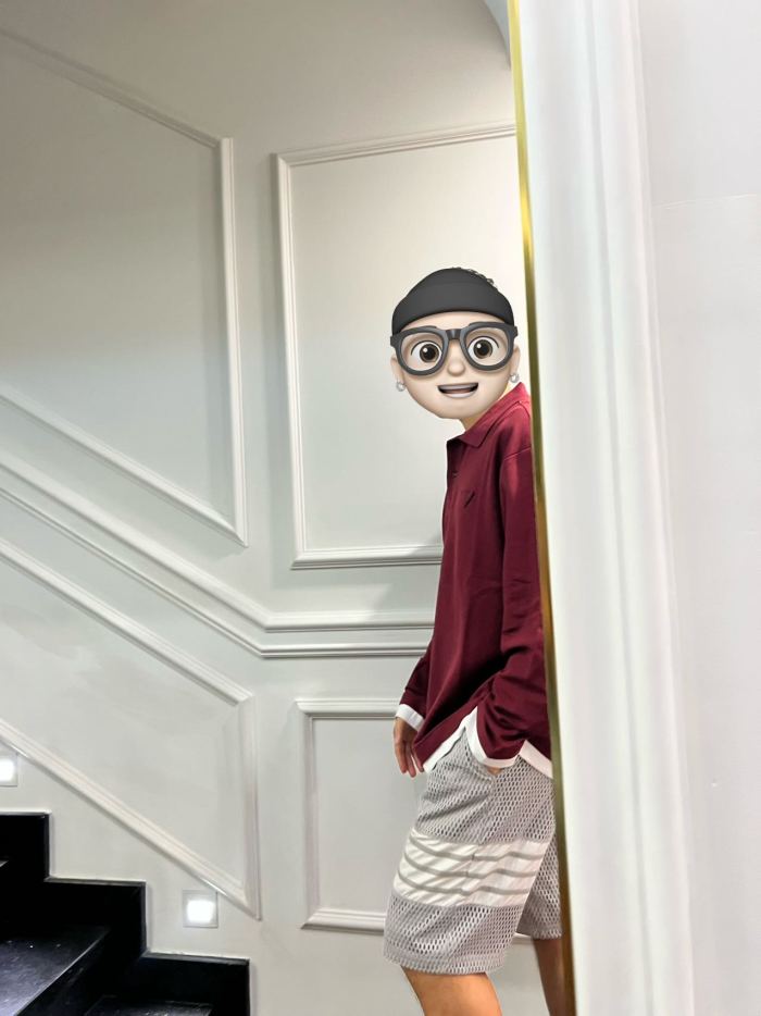 Clothes PRADA 20251022