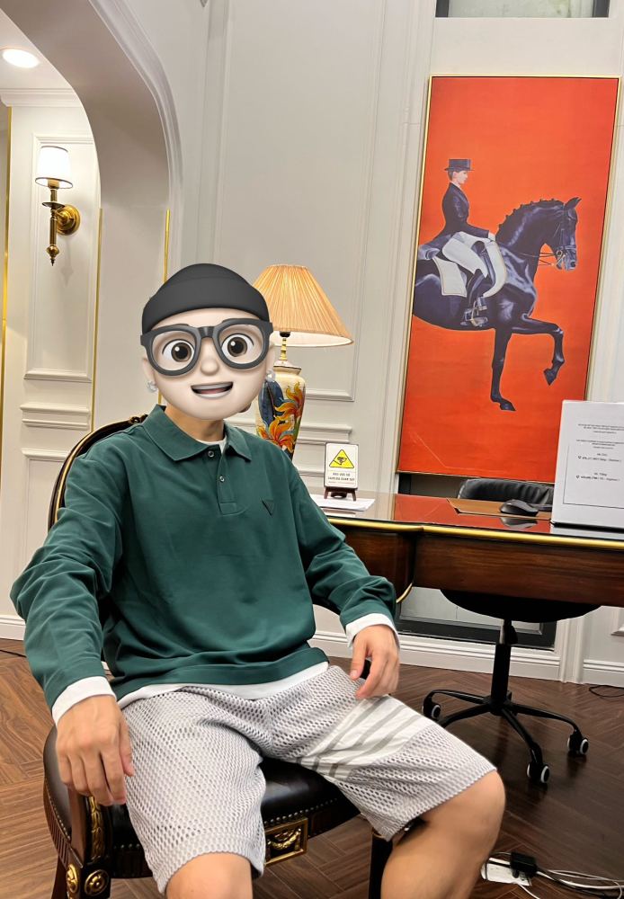 Clothes  PRADA 20251022