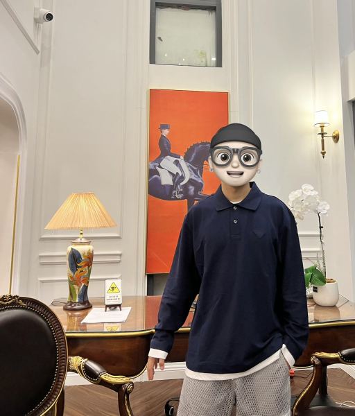 Clothes  PRADA 20251022