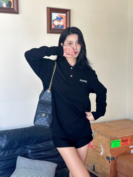 Clothes Miumiu 20251022