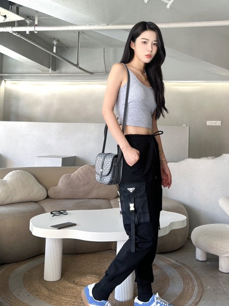 Clothes  PRADA 20251022