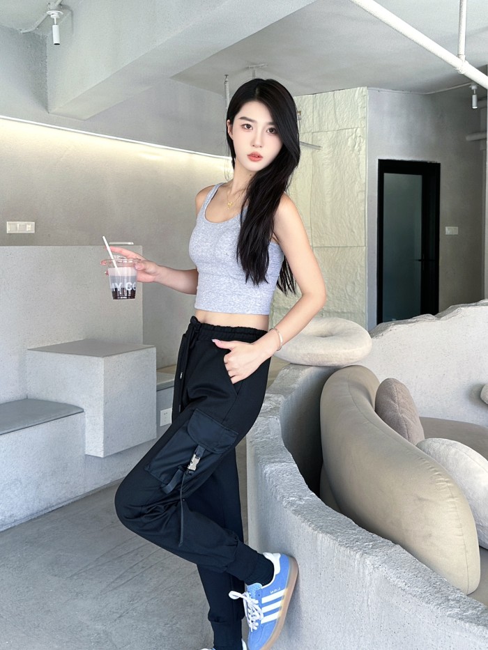 Clothes  PRADA 20251022