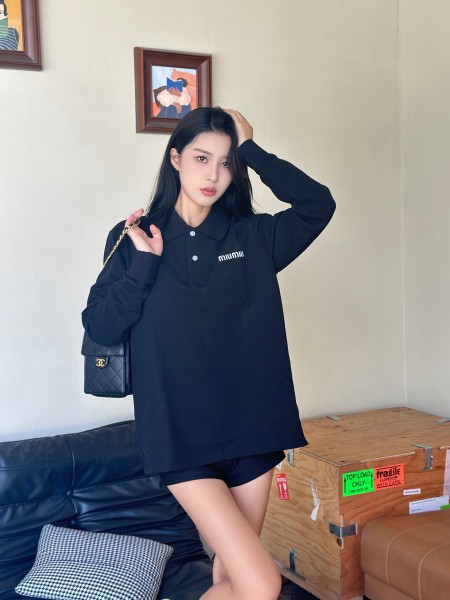 Clothes Miumiu 20251022