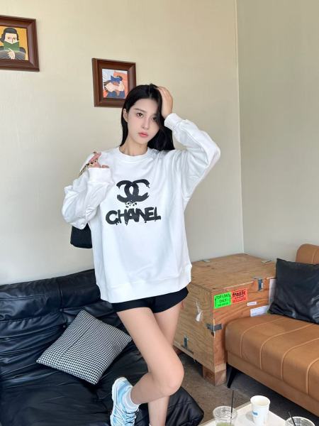 Clothes  CHANEL 20251022
