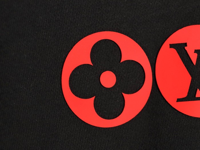 Clothes  Louis Vuitton  20251022