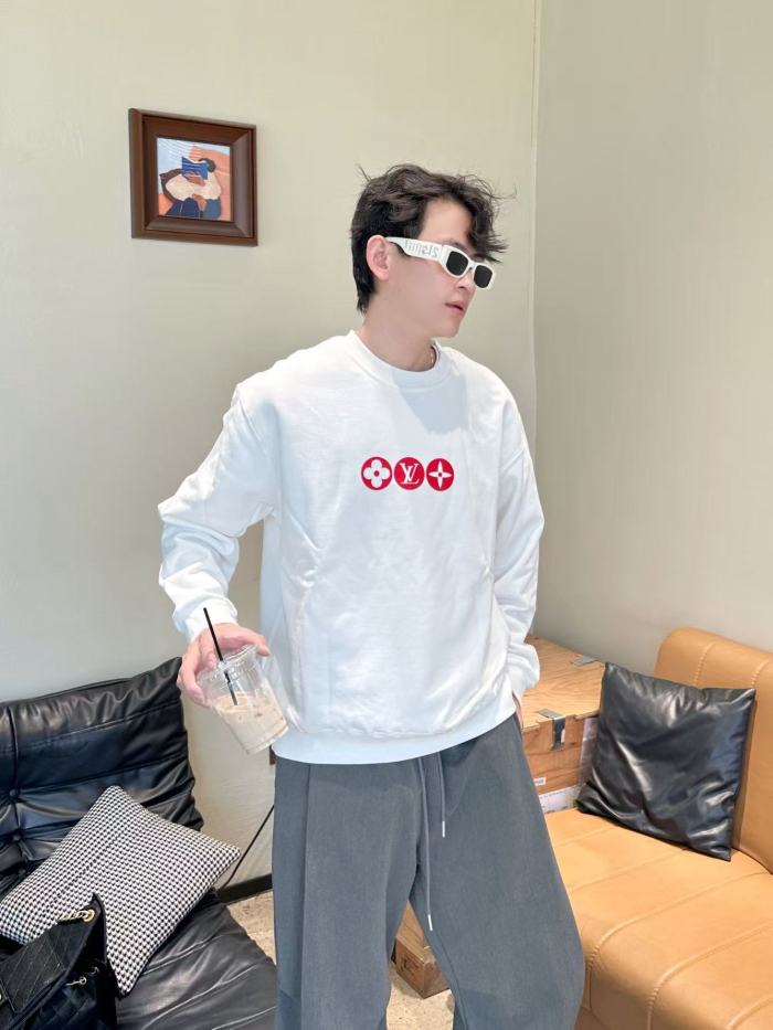 Clothes Louis Vuitton  20251022