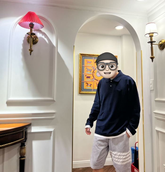 Clothes  PRADA 20251022