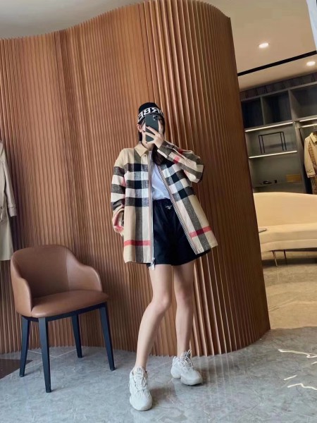 Clothes  Burberry 20251023