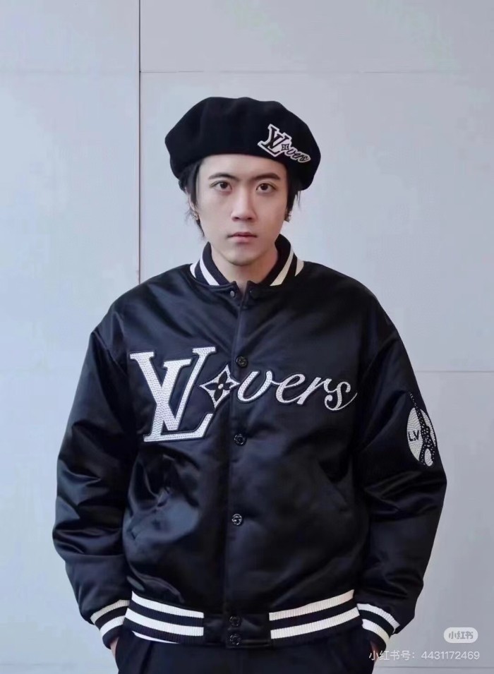 Clothes  LouisVuitton  20251023