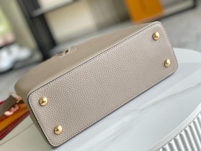 LOUIS VUITTON Capucines Bb Galet M94634 size 27*9*18 cm