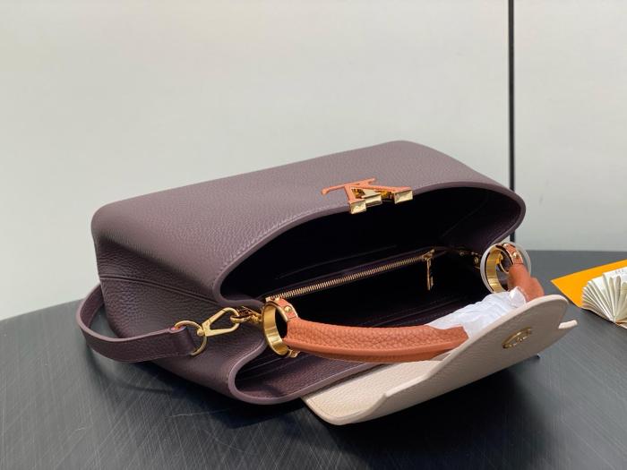 Louis Vuitton Capucines MM M12952 size 31.05*11*20 cm
