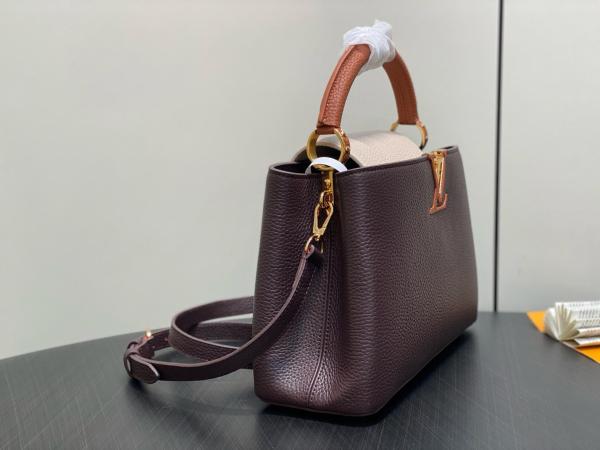 Louis Vuitton Capucines MM M12952 size 31.05*11*20 cm