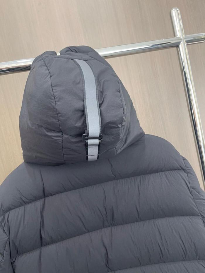 Canada Goose HyBridge Padded Jacket black