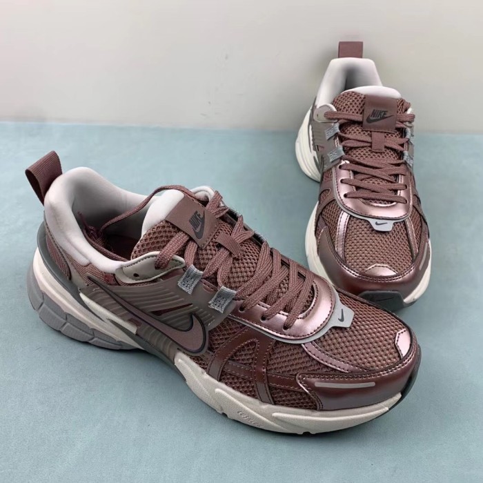 Nike V2K Run Smokey Mauve