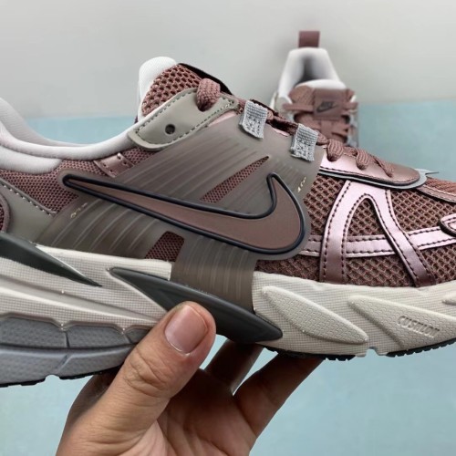 Nike V2K Run Smokey Mauve
