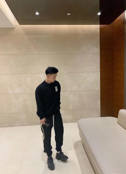 Clothes Burberry 20251028