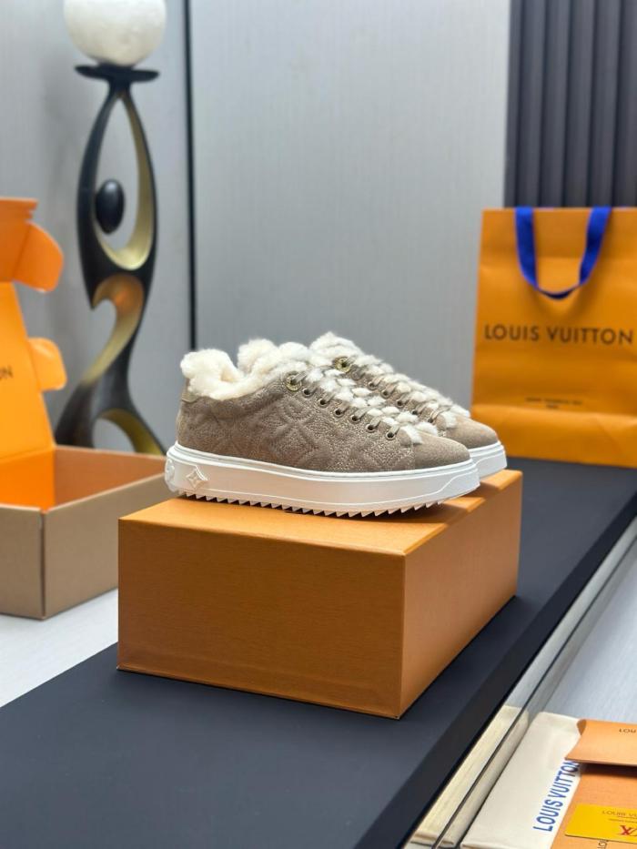 LOUIS VUITTON Grace Coddington Collaboration Kitten Catogram Collection Time Out Low top Skateboard Shoes Women's Umber