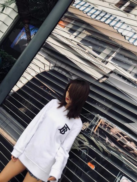 Clothes  Burberry 20251028