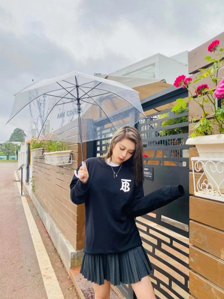 Clothes Burberry 20251028