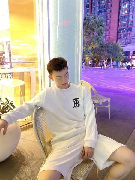 Clothes  Burberry 20251028