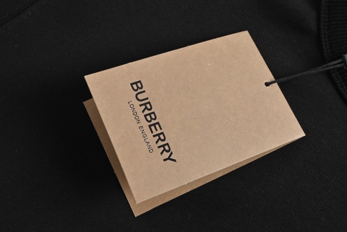 Clothes Burberry 20251028