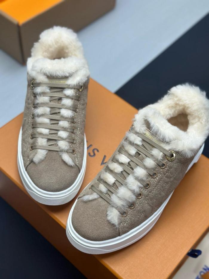 LOUIS VUITTON Grace Coddington Collaboration Kitten Catogram Collection Time Out Low top Skateboard Shoes Women's Umber